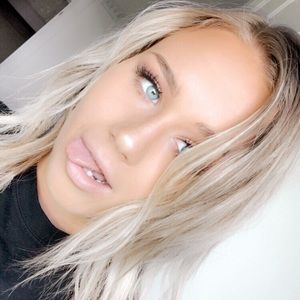 Meet your Posher, Kari